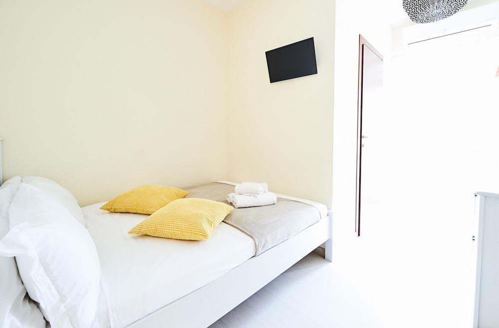 Bnb Drive In Рим Экстерьер фото